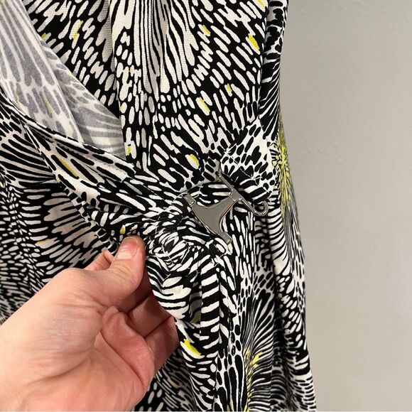 Apt. 9 Black and White Sheath floral plus size Dress size 1X - Picture 5 of 15